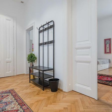 Grand Soho II Apartment Βιέννη Εξωτερικό φωτογραφία