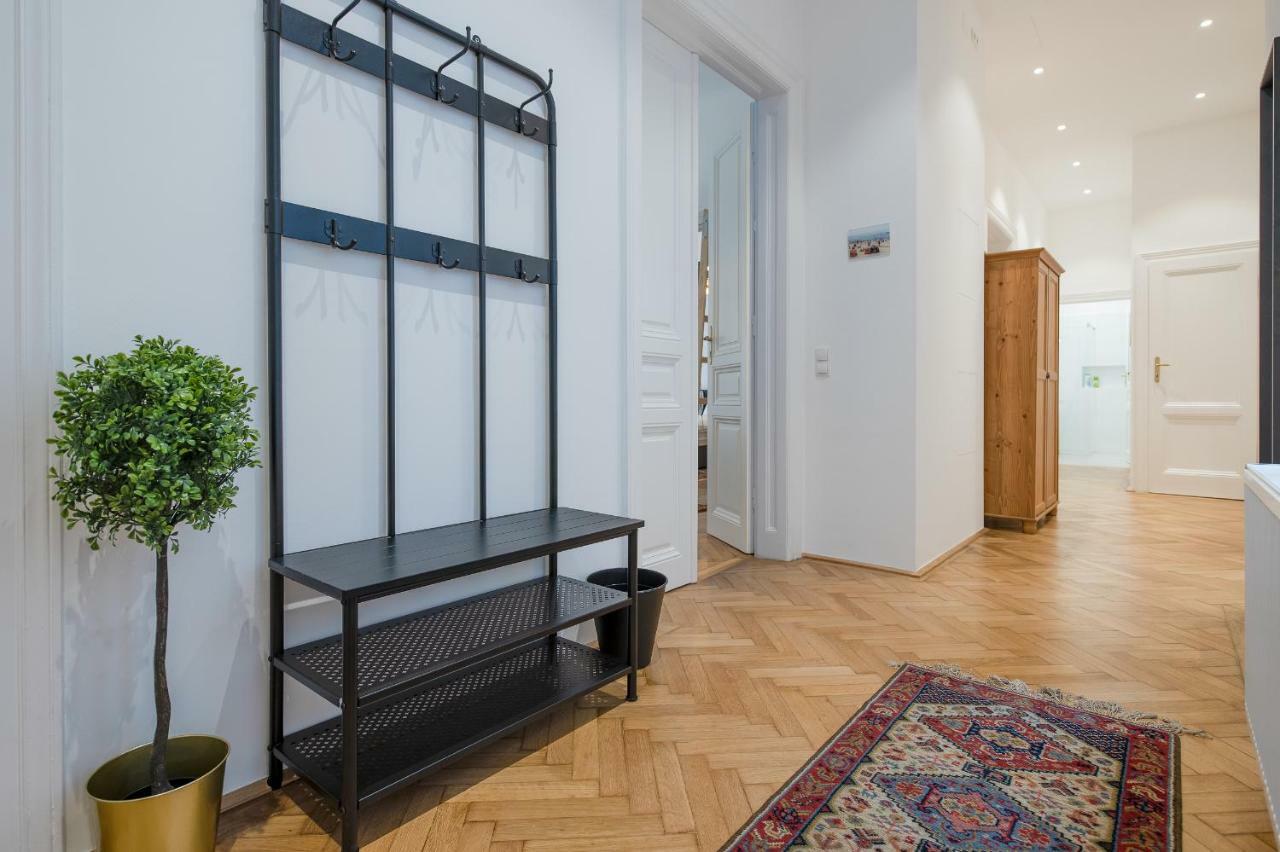 Grand Soho II Apartment Βιέννη Εξωτερικό φωτογραφία