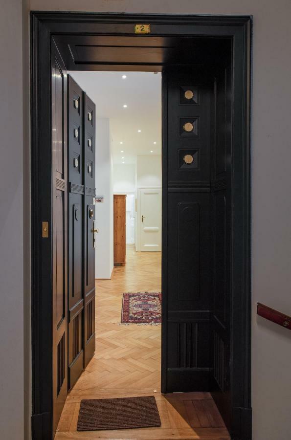 Grand Soho II Apartment Βιέννη Εξωτερικό φωτογραφία